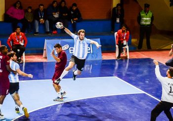 Argentina superó a Venezuela con holgura en el debut masculino en Cochabamba